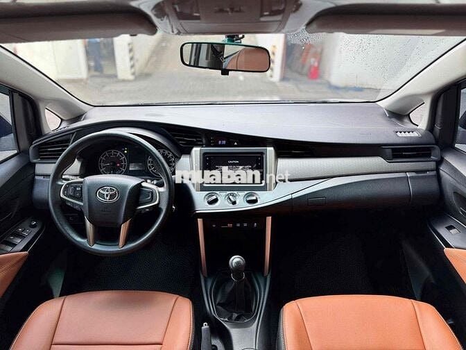Toyota Innova 2020 E 2.0 MT - bảo hành Toyota