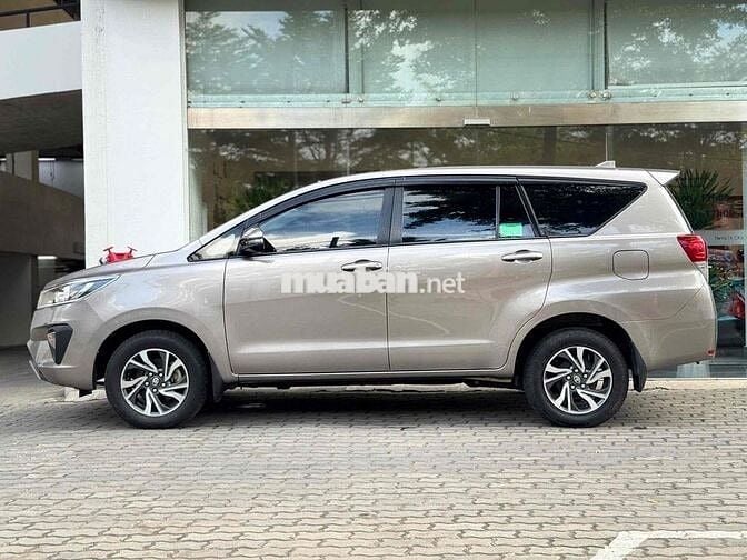 Toyota Innova 2020 E 2.0 MT - bảo hành Toyota
