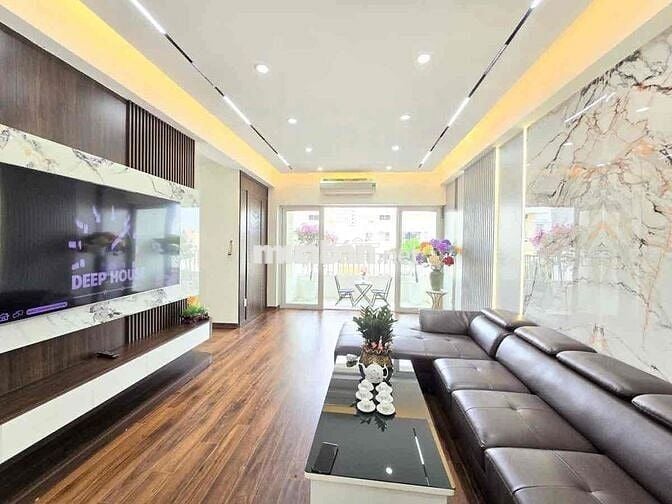 Bán chung cư T11 -CT18 Việt Hưng diện tích 112m,3PN,lô góc,hơn 7 tỷ.