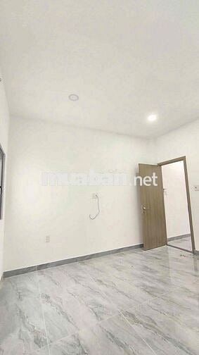 Cần Bán Nhà Rạch Kiến Long Hoà Long An 2 tỷ 3 còn thương lượng