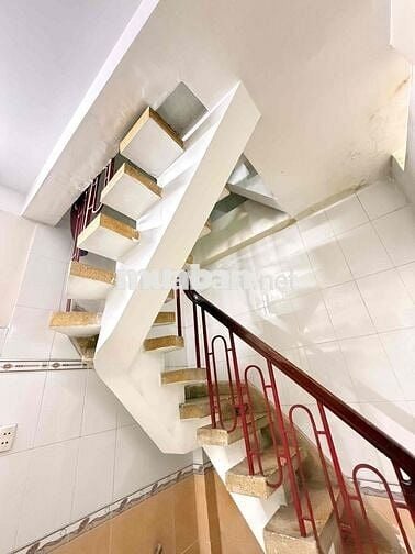Nhà nguyên căn Hoàng Văn Thụ, Lê Văn Sĩ cần cho thuê