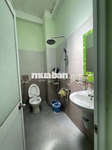 🏡 NHÀ 3 TẦNG – 4PN – HẺM XE HƠI THÔNG – GẦN CHỢ – CHỈ 5 TỶ 💥