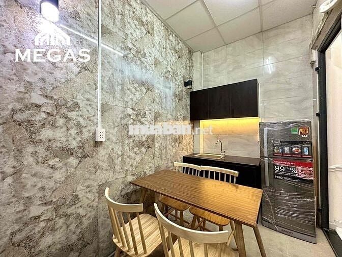 CHDV 2PN MỚI TINH  PHÒNG BANCOL VIEW ĐẸP - SẠCH SẼ NGAY ĐẦM SEN