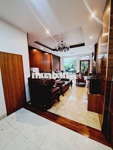 🏡 Nhà 3 Tầng Chiến Lược, Gần Chợ Phú Lâm, Chỉ 5 Tỷ – Giảm 500Tr