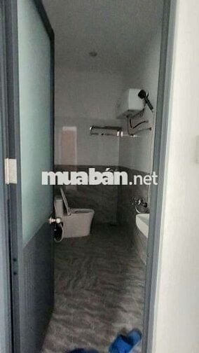 GIẢM GIÁ BÁN 5,5 TỶ NHÀ 3 TẦNG FULL NỘI THẤT GỖ- ĐƯỜNG 10M
