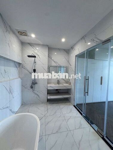 Cho thuê shophouse HA02 full đồ có thanh máy giá ,25tr  OCP1 gia lâm