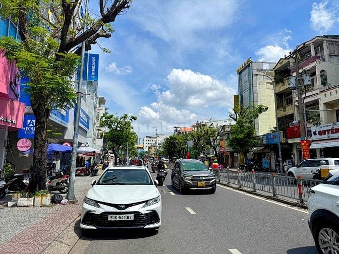 BÁN NHÀ MẶT TIỀN : 30 - 30B XÔ VIẾT NGHỆ TĨNH - P. 19 - Q. BÌNH THẠNH 