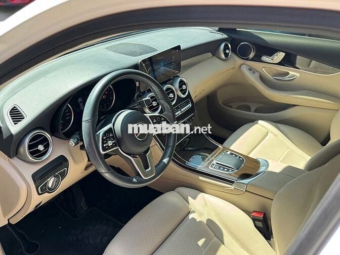 Mercedes Benz GLC200 2022 Siêu Mới