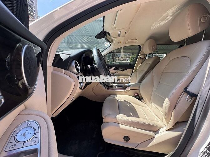 Mercedes Benz GLC200 2022 Siêu Mới