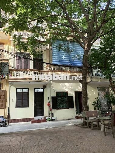 Bán nhà khu phân lô cán bộ .oto đỗ cửa. 52M,4 tầng. Giá 14 tỷ.