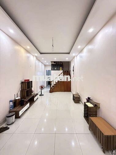 Bán nhà khu phân lô cán bộ .oto đỗ cửa. 52M,4 tầng. Giá 14 tỷ.