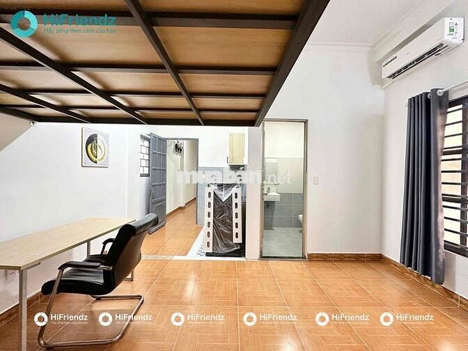 STUDIO TÁCH BẾP BAN CÔNG CHO NUÔI PET XE ĐIÊN NGAY CẦU VƯỢT NGÃ TƯ GA