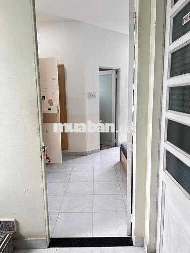 Phòng Full Nội Thất 20m2 Quận Tân Bình Ngay CMT8 CV Viên Thỏ Trắng