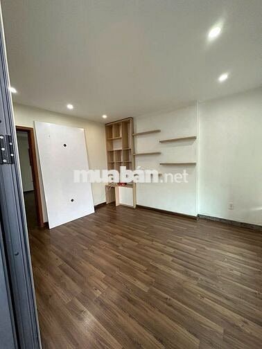 Giá rẻ Mỹ Đình Plaza 2, Mỹ Đình 76m2 2PN đồ NB, cho LVP chỉ 12,5tr/th