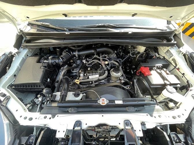 TOYOTA INNOVA VENTURER 2.0, SX 2019, MÀU TRẮNG SANG TRỌNG.