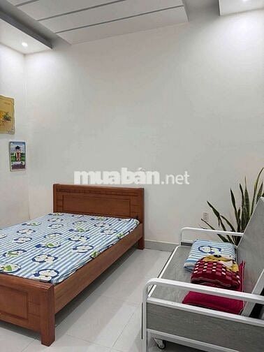 Bán gấp nhà đẹp 4m -18m Mỹ Hạnh Nam - Long An, giá chỉ 295 triệu