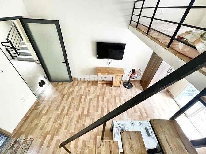 Cho Thuê Căn Gác Giá Rẻ Full Nội Thất Gần Toà Nhà E-Town Mới Nhất 2025