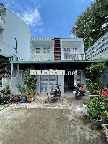 Nhà hẻm xe tải Nguyễn Quý Yêm, Có Máy Lạnh, Nhận Nhà Ngay