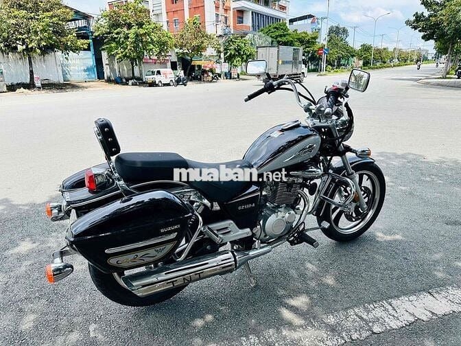 SUZUKI GZ 150A   rất đẹp chính chủ kí