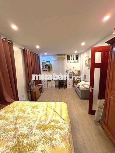Bán nhà lô góc ô tô 7 chỗ đỗ cửa 36m² Bát Khối, Long Biên giá hấp dẫn