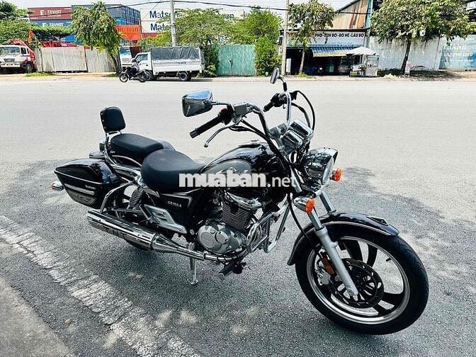 SUZUKI GZ 150A   rất đẹp chính chủ kí