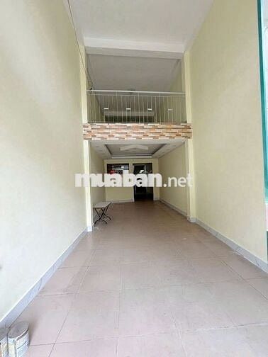 NGUYÊN CĂN QUẬN 3 ( 3 LẦU SUỐT ) GẦN ĐẠI HỌC VĂN HIẾN