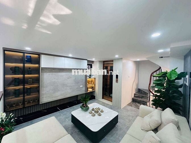 GIÁ 9.7 TỶ! NHÀ MINH KHAI - HOÀNG MAI: 36M²,7 TẦNG - LÔ GÓC,THANG MÁY!