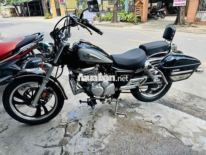 SUZUKI GZ 150A   rất đẹp chính chủ kí