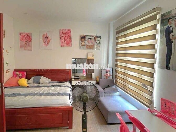 Bán nhà lô góc ô tô 7 chỗ đỗ cửa 36m² Bát Khối, Long Biên giá hấp dẫn