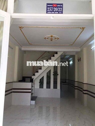 Bán nhà 2 lầu 4 phòng ngủ hẻm xe hơi gần mọi tiện ích