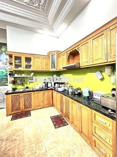 Chính chủ cần bán nhà 4 tầng, 4×20 ( CND80M2) 6PN, 6WC đường trước 12M