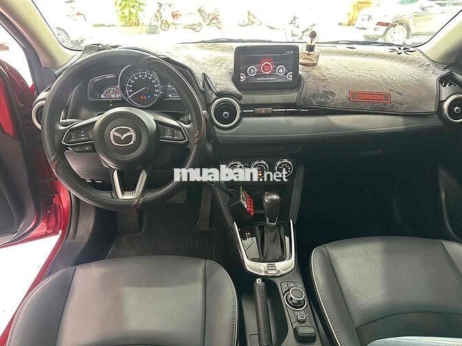 Mazda 2 2022 Luxury - 48000 km một chủ đi gia đình