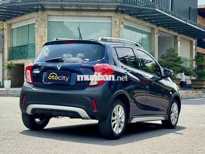 VinFast Fadil Base 2020 - Màu xanh - 6v3km