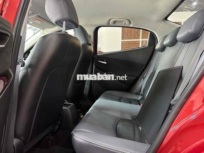 Mazda 2 2022 Luxury - 48000 km một chủ đi gia đình