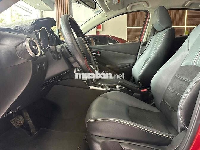 Mazda 2 2022 Luxury - 48000 km một chủ đi gia đình