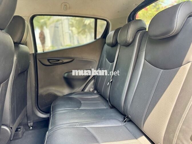 VinFast Fadil Base 2020 - Màu xanh - 6v3km