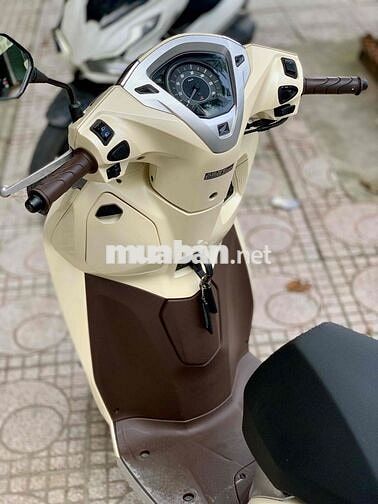 🔥Lead 2018 Smartkey chính chủ BSTP xe nữ đi kỹ đẹp