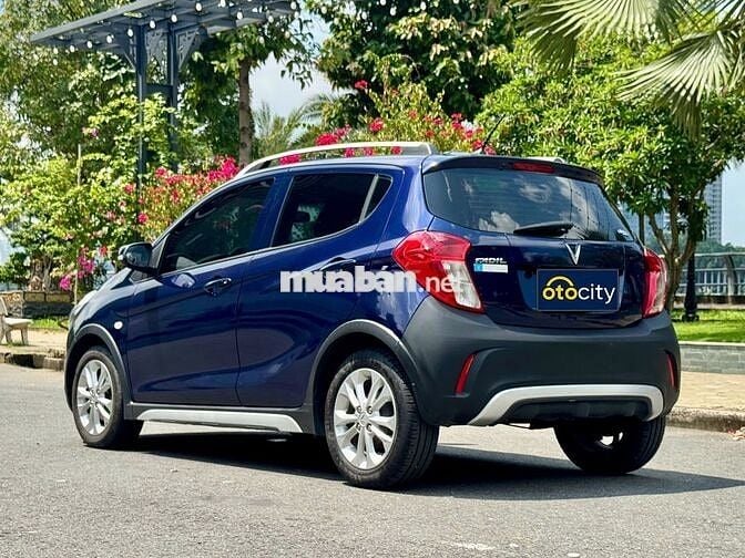 VinFast Fadil Base 2020 - Màu xanh - 6v3km