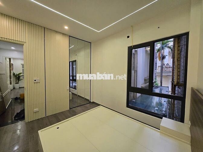 BÁN NHÀ CẦU GIẤY - DÂN XÂY CHẮC CHẮN - 4 TẦNG - NỞ HẬU - Ở NGAY BÁN NHÀ CẦU GIẤY - DÂN XÂY CHẮC CHẮN - 4 TẦNG - NỞ HẬU - Ở NGAY