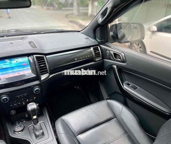 FORD EVEREST 2021 TITANIUM 02 CẦU XE ĐẸP 01 CHỦ