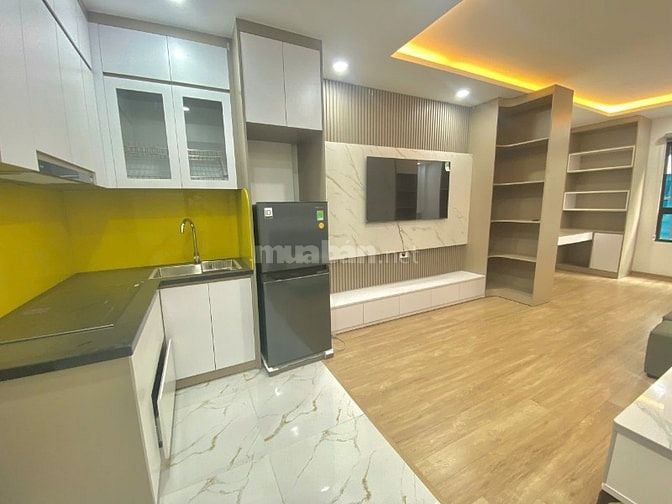 Cho thuê mặt bằng kinh doanh và căn hộ tại nhà số 4 ngõ 6 Đội Nhân, HN
