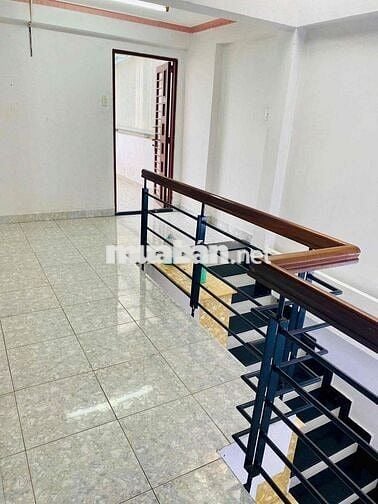 NHÀ NGUYÊN CĂN MẶT TIỀN HẺM CÁCH ĐƯỜNG CHÍNH 20 MÉT QUANG TRUNG  GOVAP