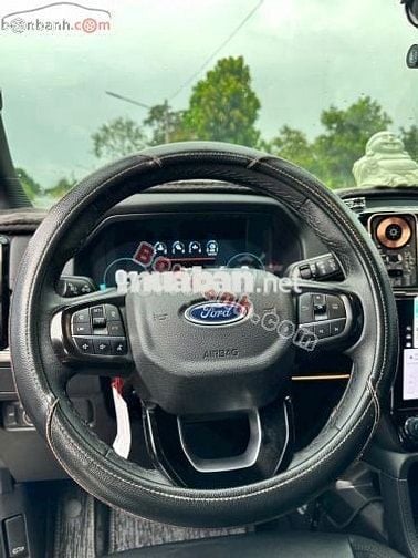 Ford Everest Titanium 2.0L 4x2 AT 2022