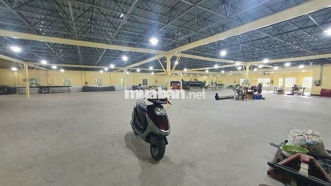 KHO XƯỞNG (2.200m²) MT NGUYỄN HỮU TRÍ, BÌNH CHÁNH