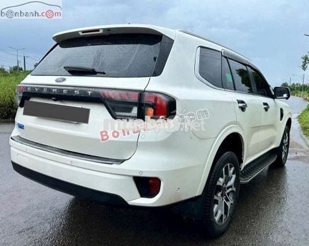 Ford Everest Titanium 2.0L 4x2 AT 2022