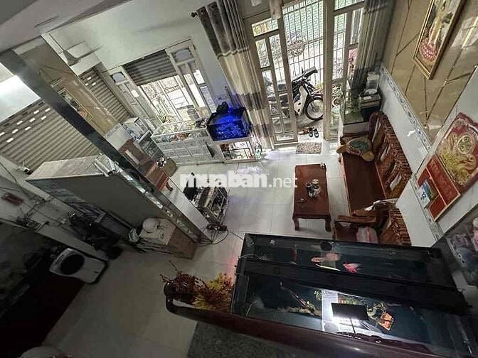 BÁN NHÀ LÔ GÓC 50M2- NGANG 5.7M- HUỲNH TẤN PHÁT- NHÀ BÈ-GIÁ HƠN 3 TỶ.