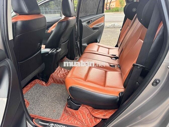 Toyota Innova 2017 2.0E - 160 km