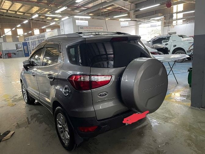 Gia đình đổi xe cần bán xe 5 chỗ gầm cao máy thoáng