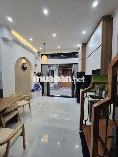 BÁN NHÀ HẺM 282A NGUYỄN TRI PHƯƠNG, QUẬN 10 – 20M², 3 TẦNG – GIÁ 5.1TỶ