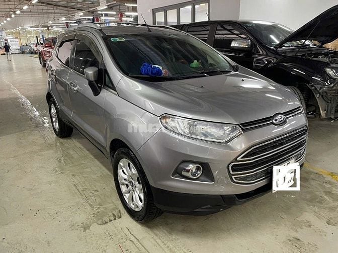 Gia đình đổi xe cần bán xe 5 chỗ gầm cao máy thoáng